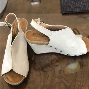 Diba True New Look Wedges 8.5M Creamy beige color